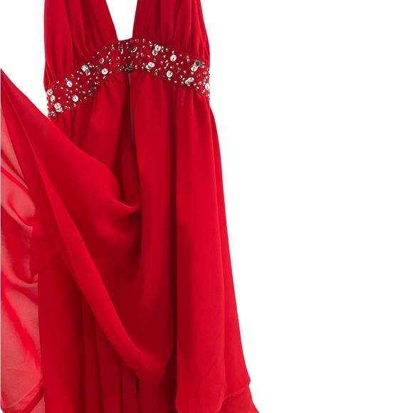 Victoria’s Secret’s nightgown. - Picture 5 of 9